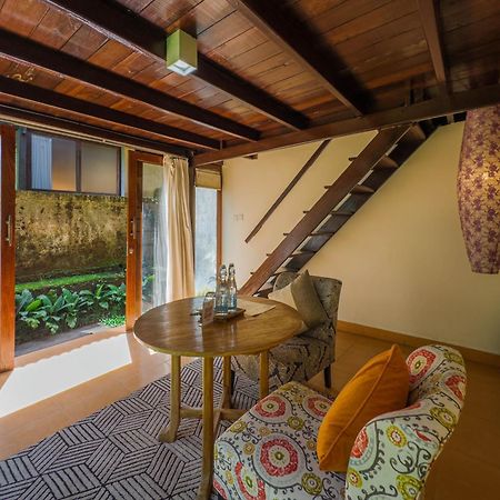Ubud Sari Health Resort Exterior foto