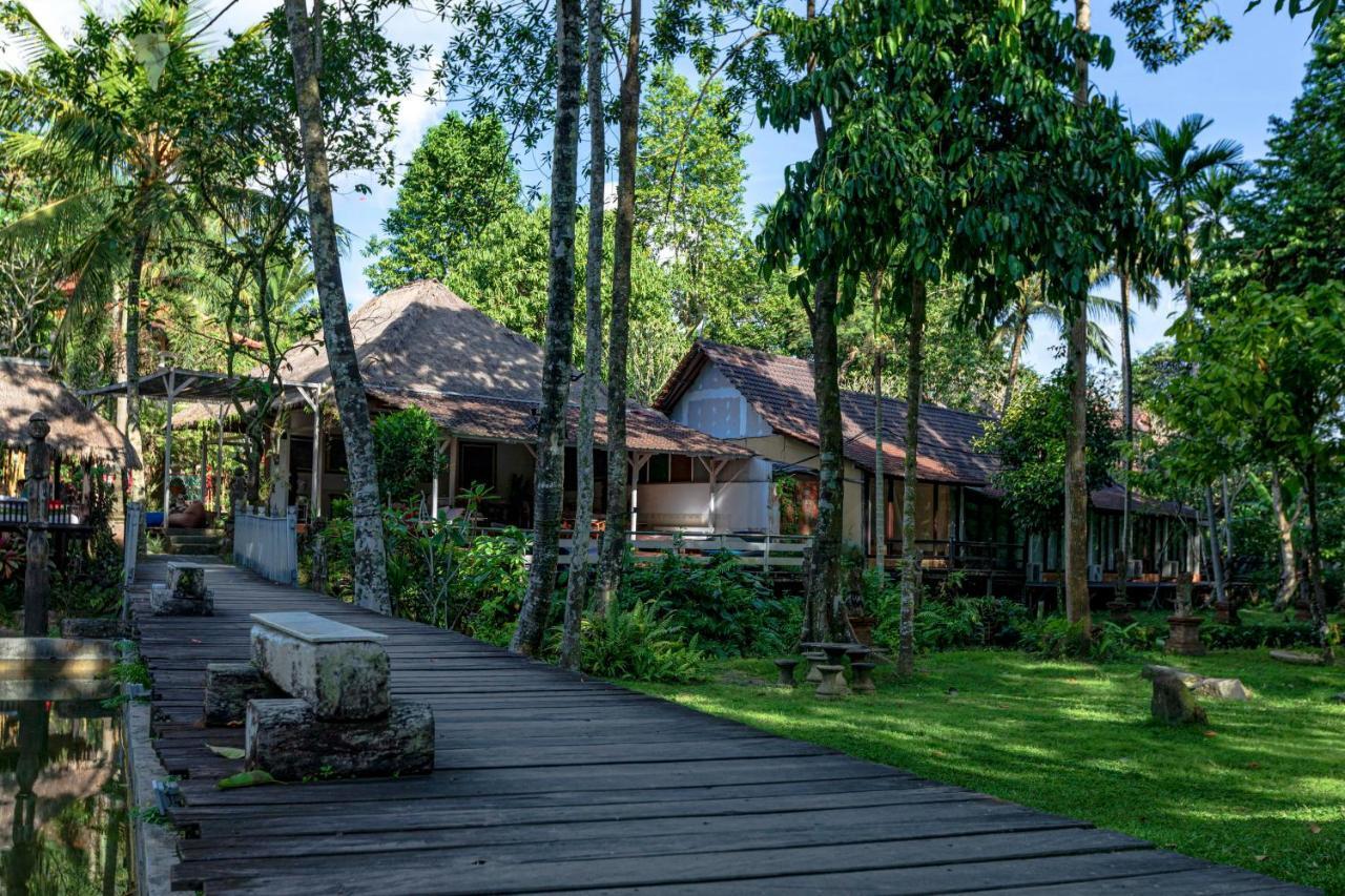 Ubud Sari Health Resort Exterior foto